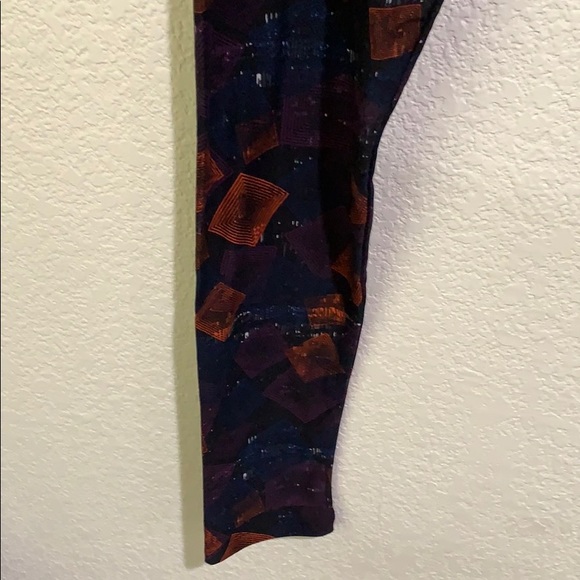 NWT LuLaRoe Tall and Curvy Leggings - Picture 3 of 3